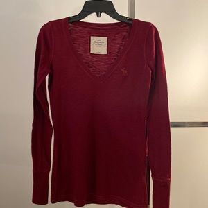 Abercrombie & Fitch long sleeve tee, never worn. Matching yoga pants available